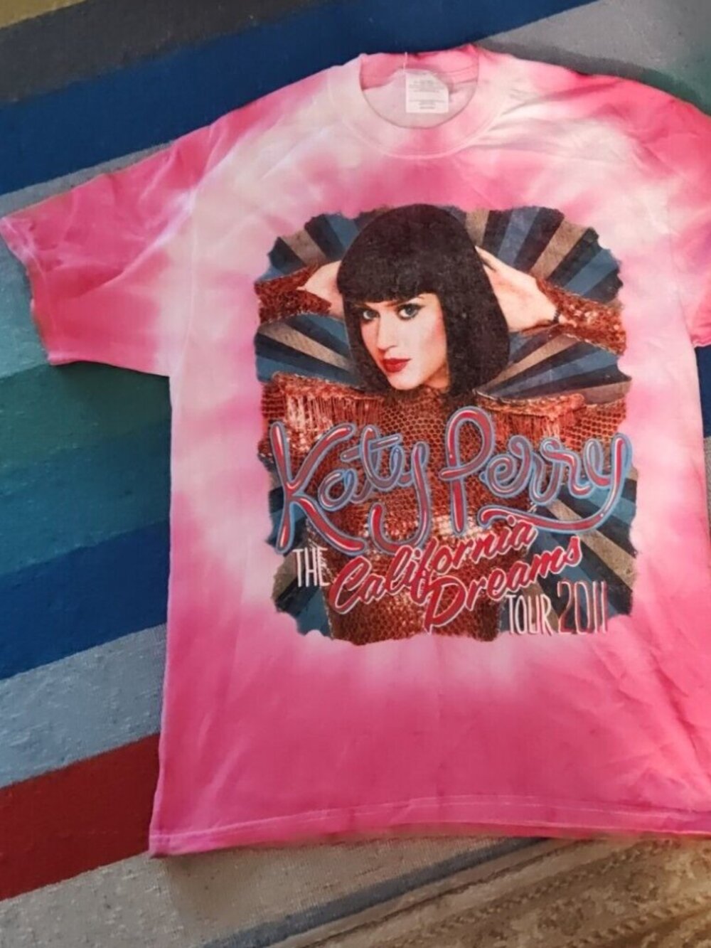 Katy Perry The California Dreams Tour 2011 Pink T-Shirt M